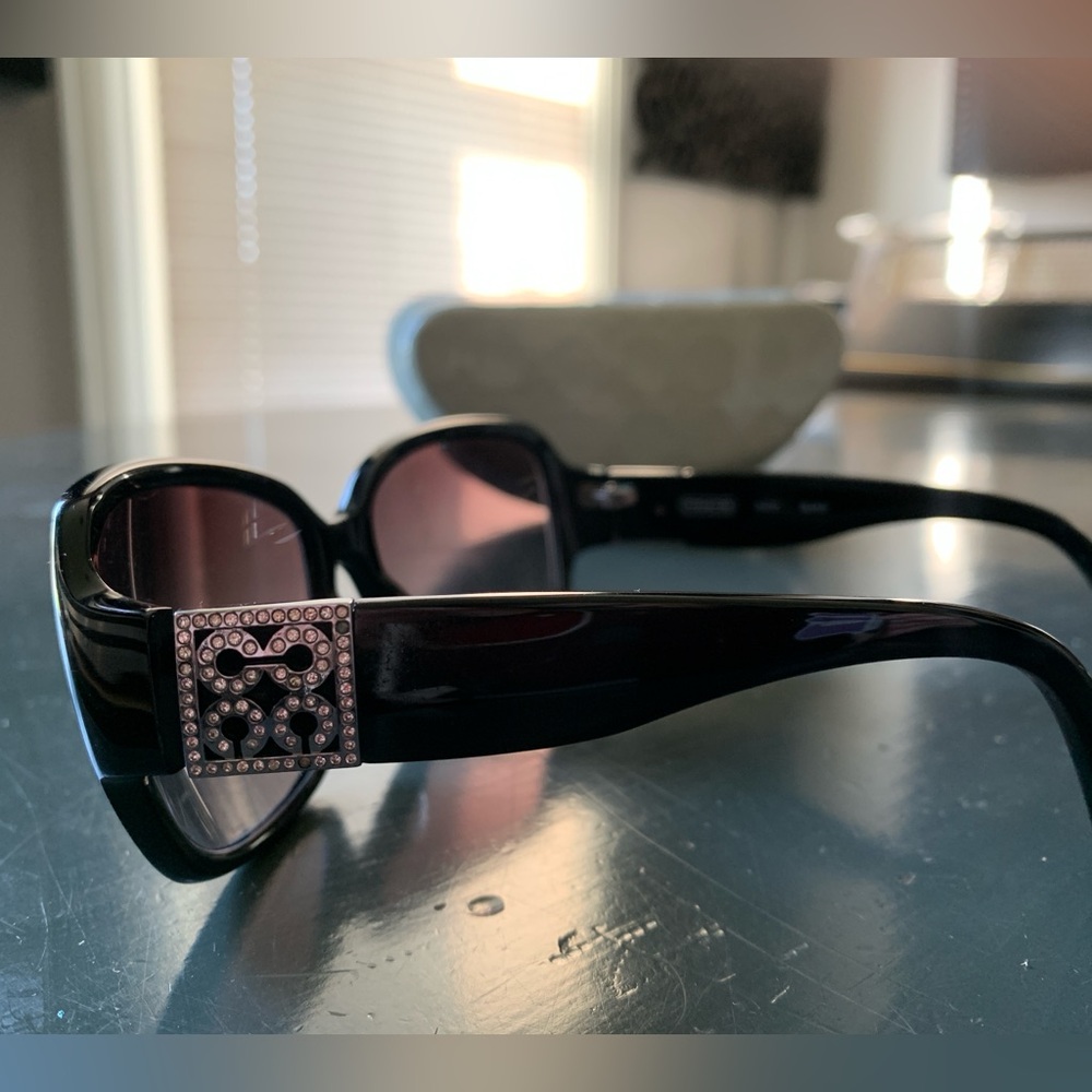 Coach Sunglasses S2025 - 001 Black Oval with Case - Picture 3 of 9
